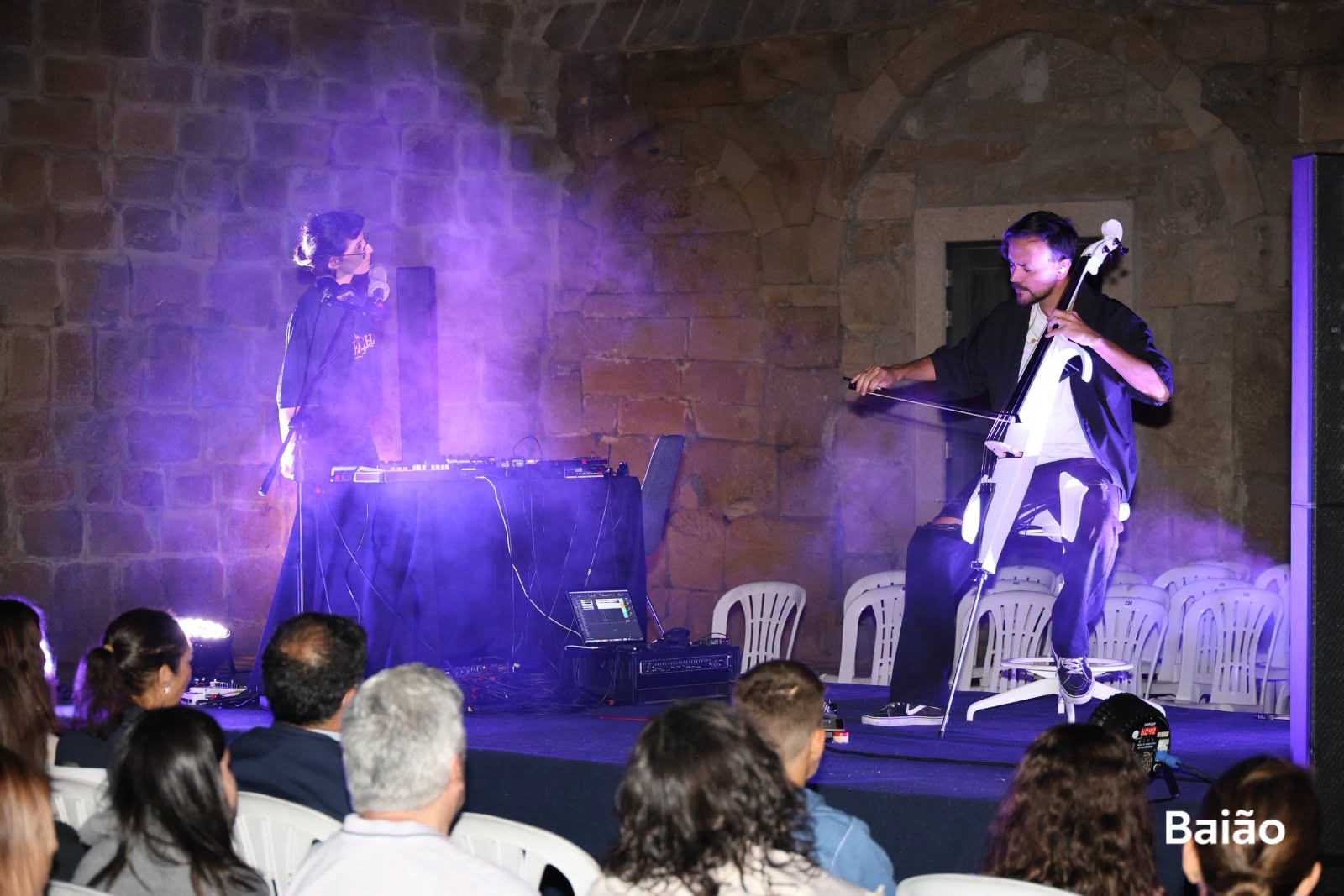 Surma e Valter Freitas estreiam parceria em concerto intimista no Mosteiro de Ancede