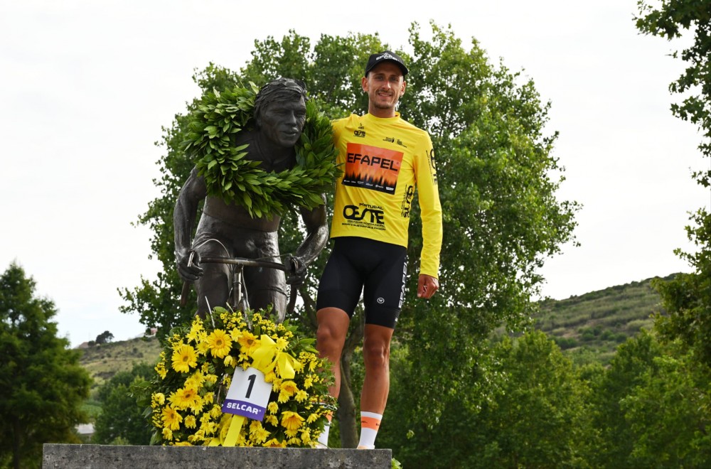 Tiago Antunes cumpre o sonho e vence o Troféu Joaquim Agostinho » Ciclismo + TV
