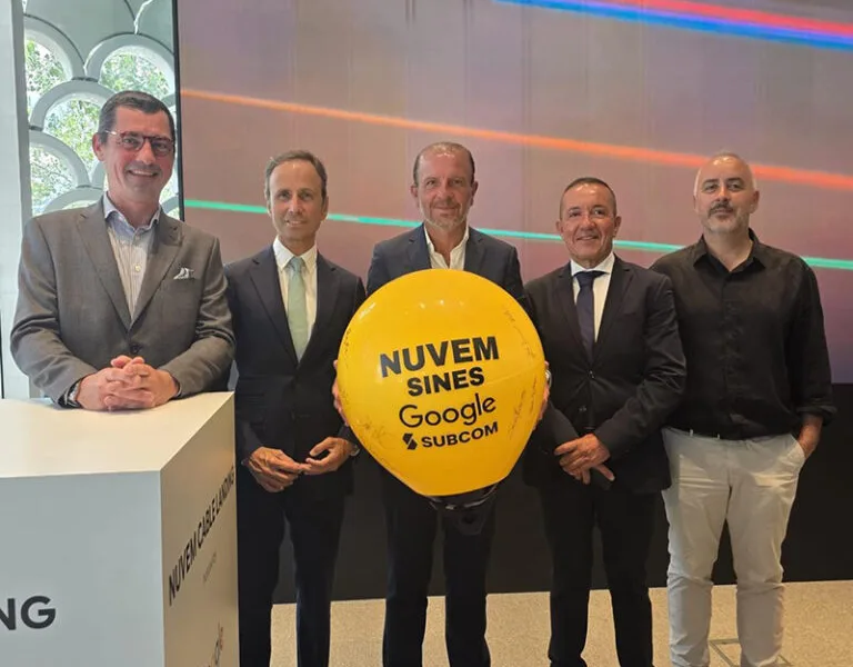 Roberto Grilo acompanha apresentação do cabo submarino Nuvem, já amarrado em Sines « Comissão de Coordenação e Desenvolvimento Regional do Alentejo, I.P.
